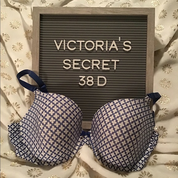 VS Demi Bra - EUC - Picture 1 of 4